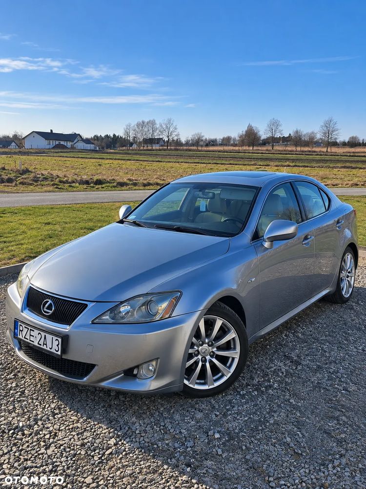 Lexus IS 220 D Elegance - 1