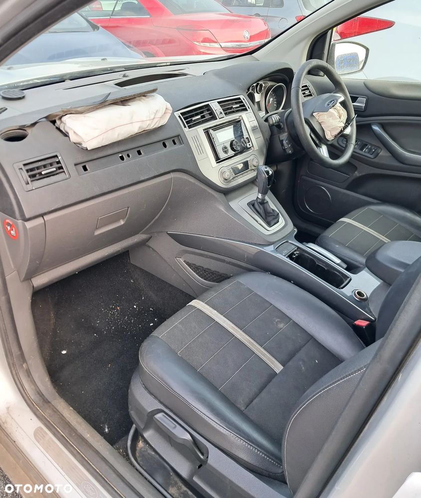 Ford Kuga 2.0 TDCi 4x4 Titanium - 12