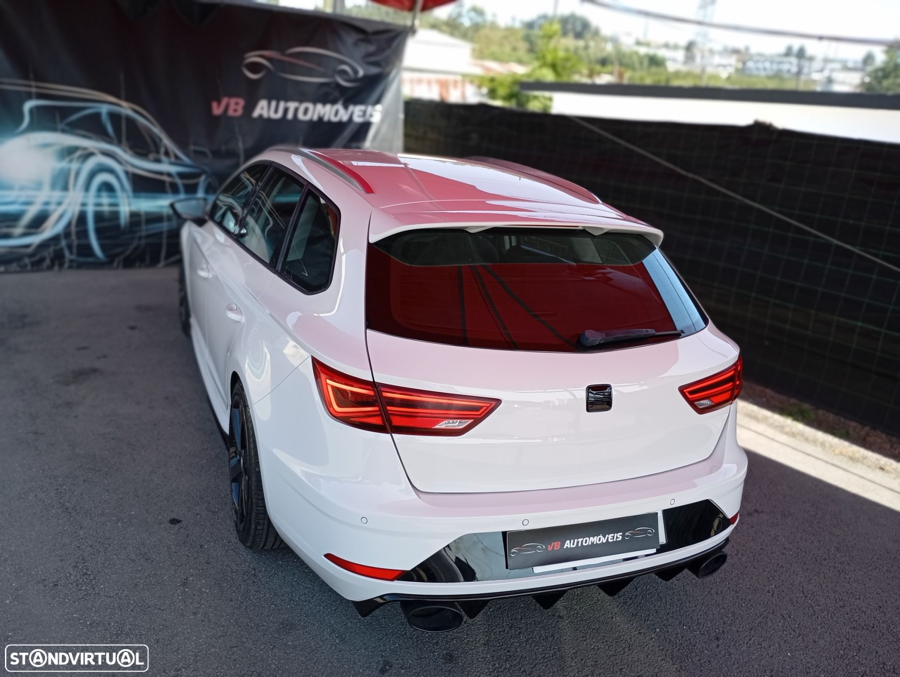 SEAT Leon ST 1.6 TDI FR S/S - 28
