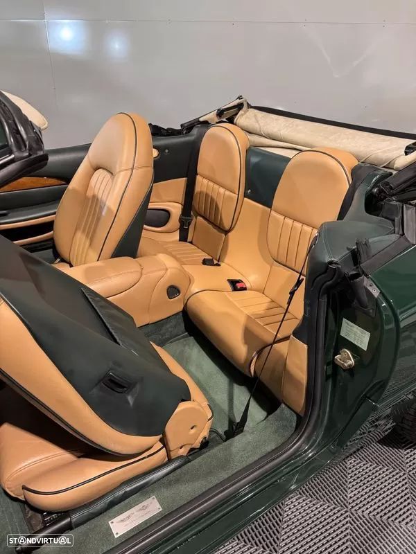 Aston Martin DB7 Vantage Volante — fotografia 21