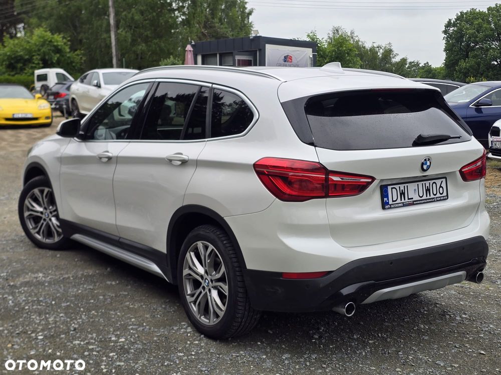 BMW X1 xDrive25i GPF xLine sport - 36