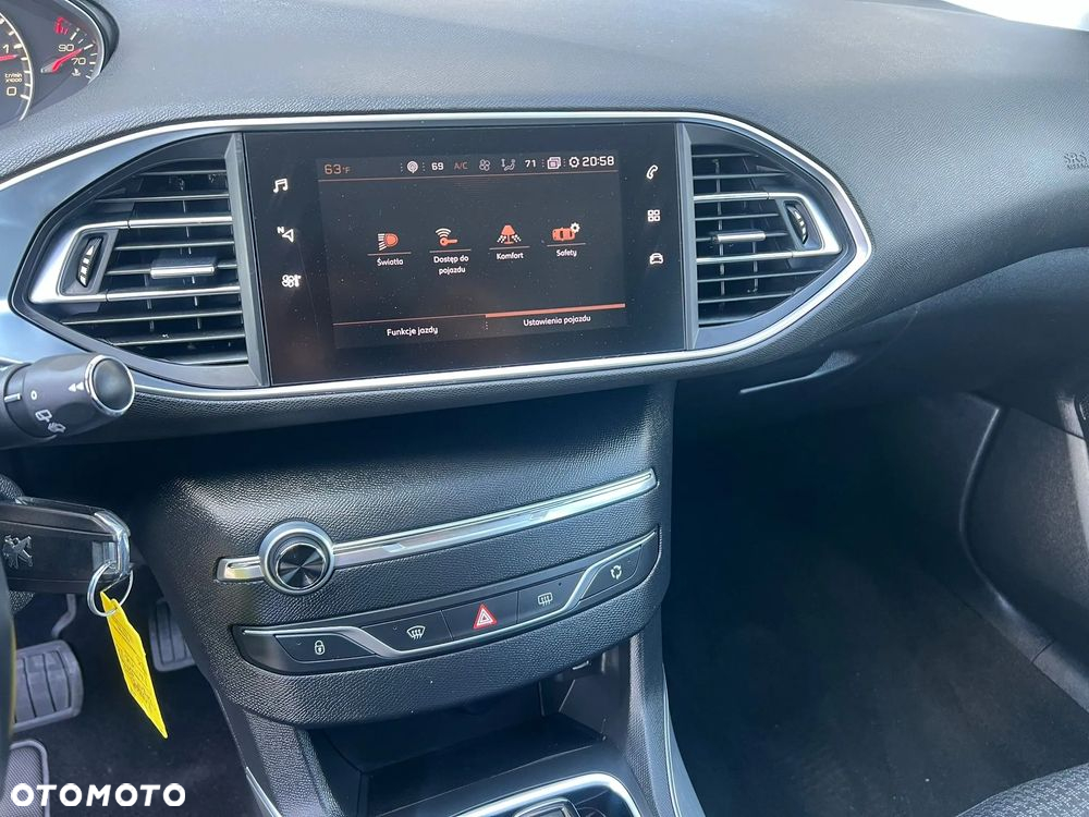 Peugeot 308 - 14