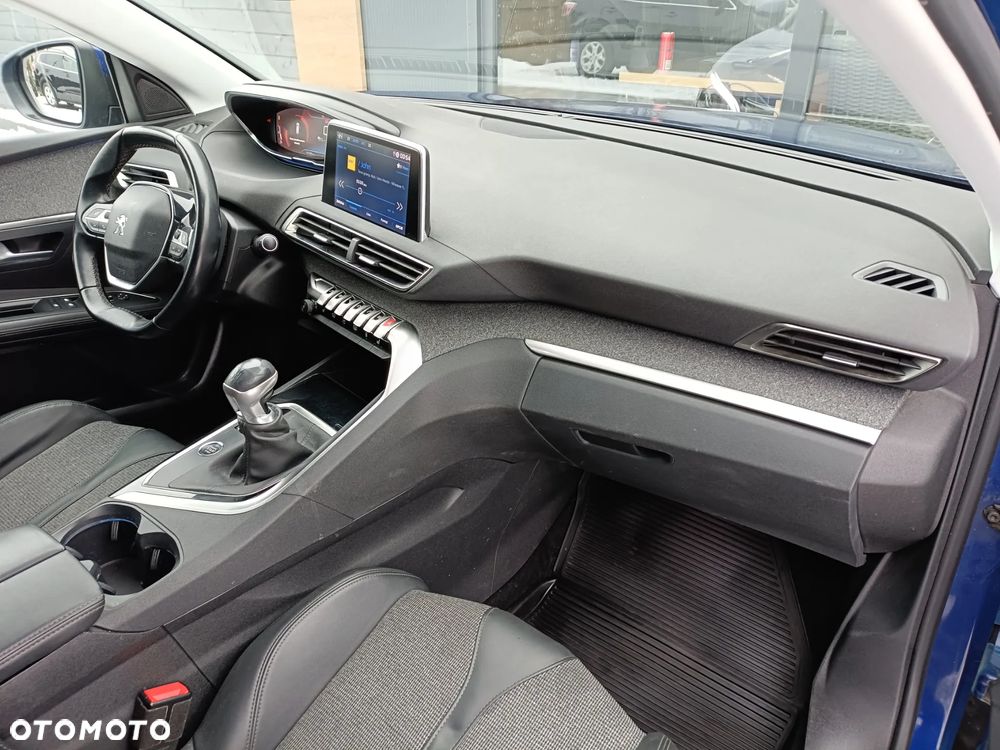 Peugeot 3008 - 15