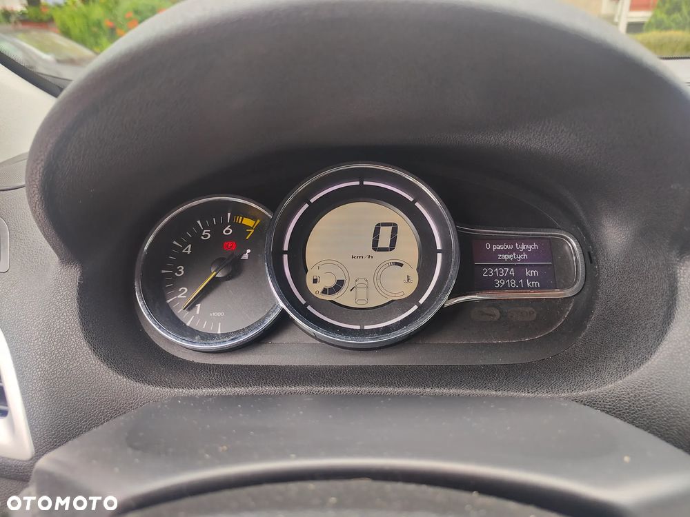 Renault Megane 1.6 16V 110 Dynamique - 22