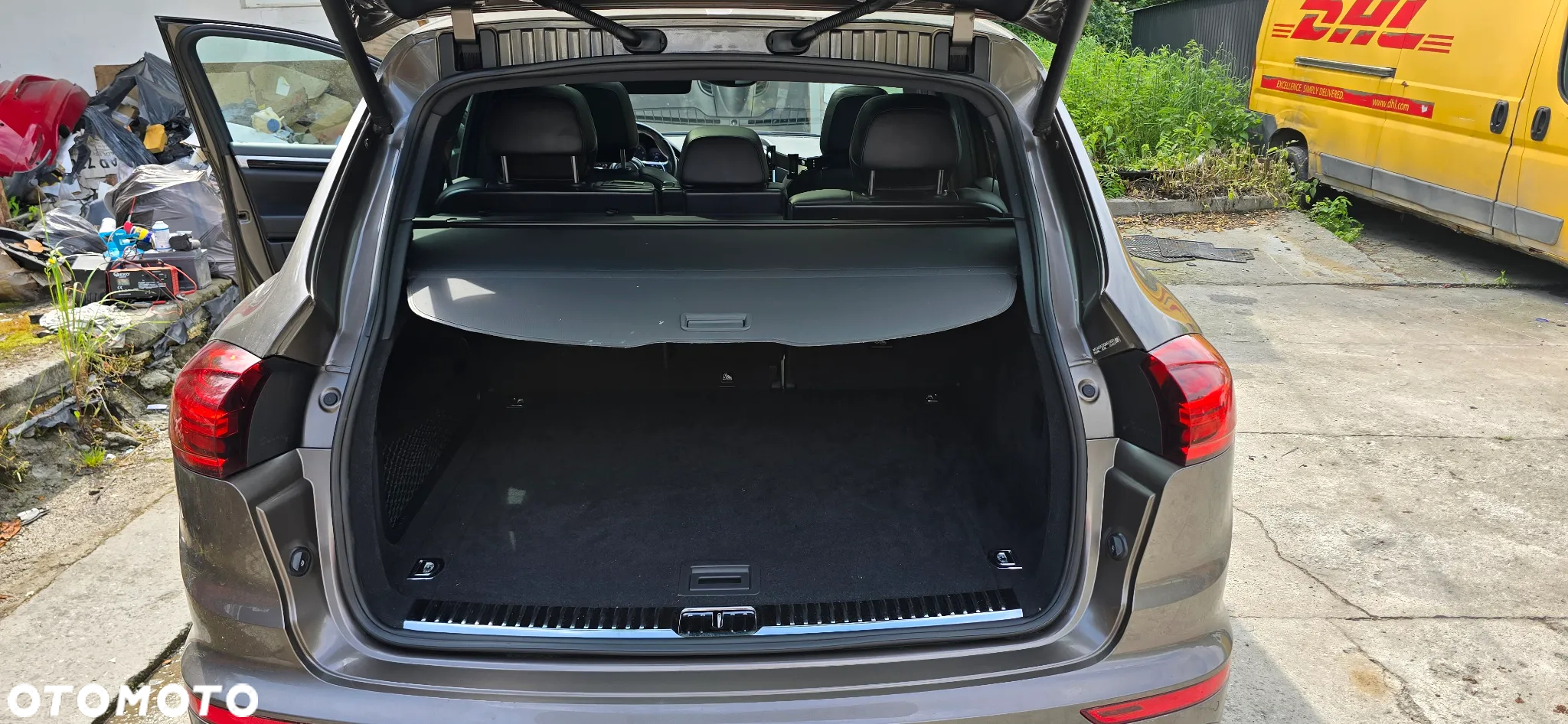 Porsche Cayenne Platinum Edition - 12