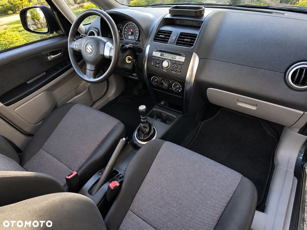 Suzuki SX4 - 8