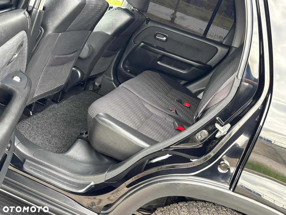Honda CR-V 2.0i Executive - 33