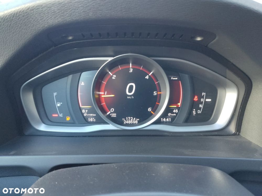 Volvo V60 D3 Geartronic Kinetic - 11