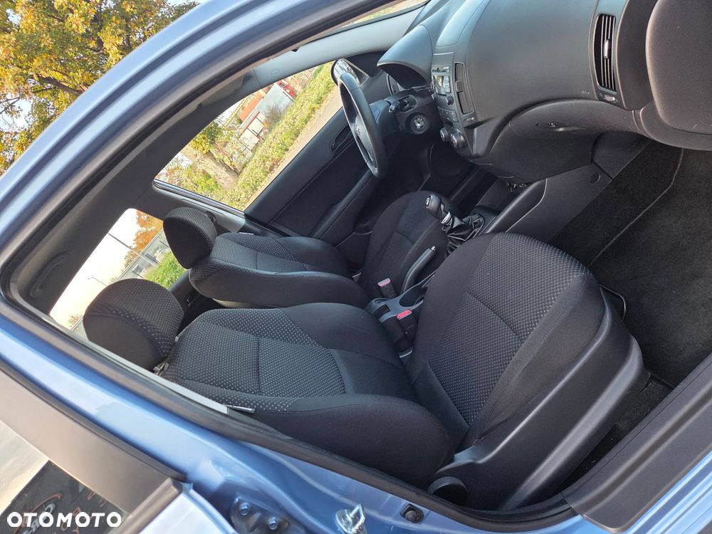 Hyundai i30 ver-1-4-edition-plus - 19