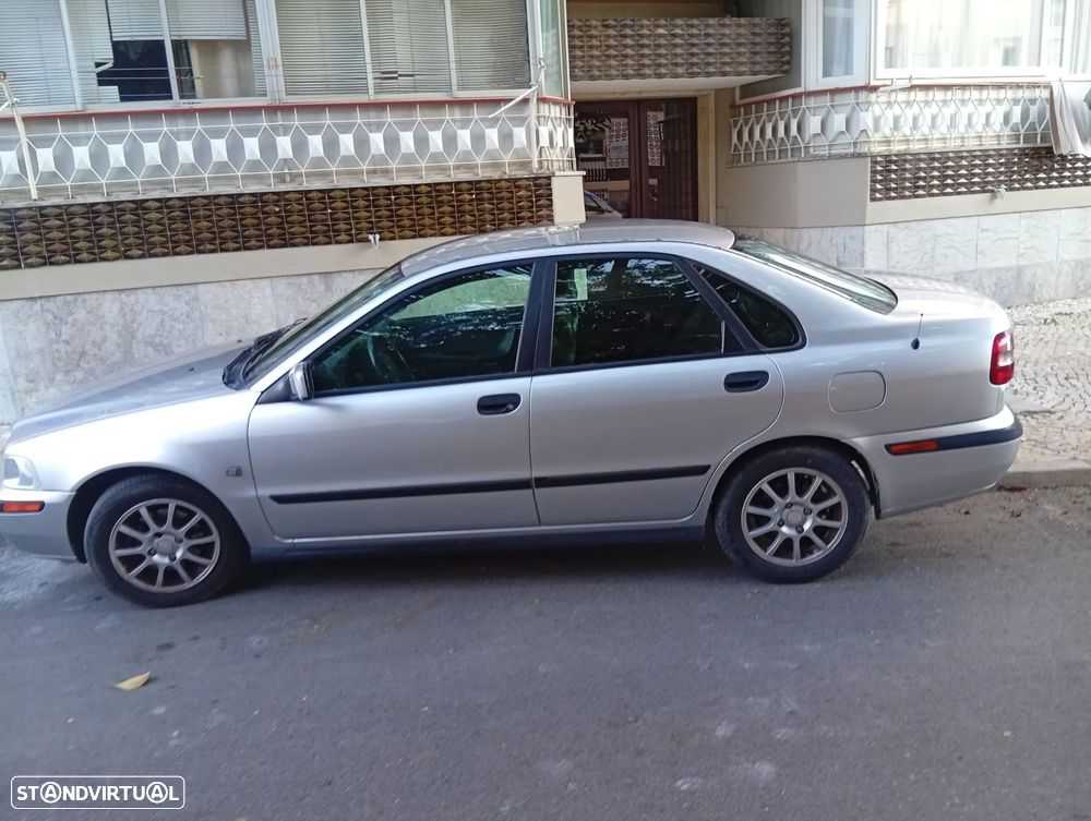 Volvo S40 1.9 D CR - 2