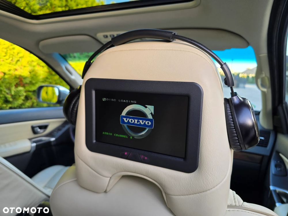 Volvo XC 90 - 23