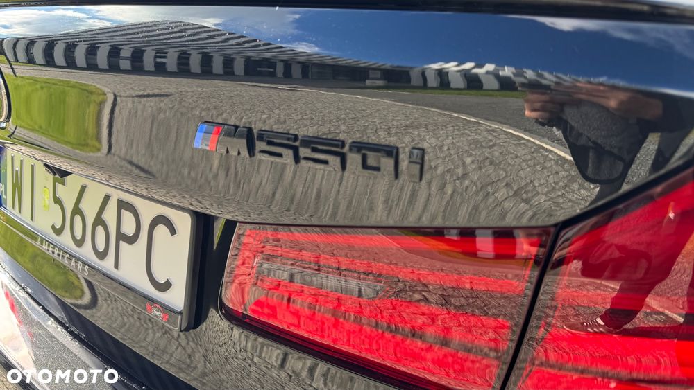 BMW Seria 5 M550i xDrive - 9