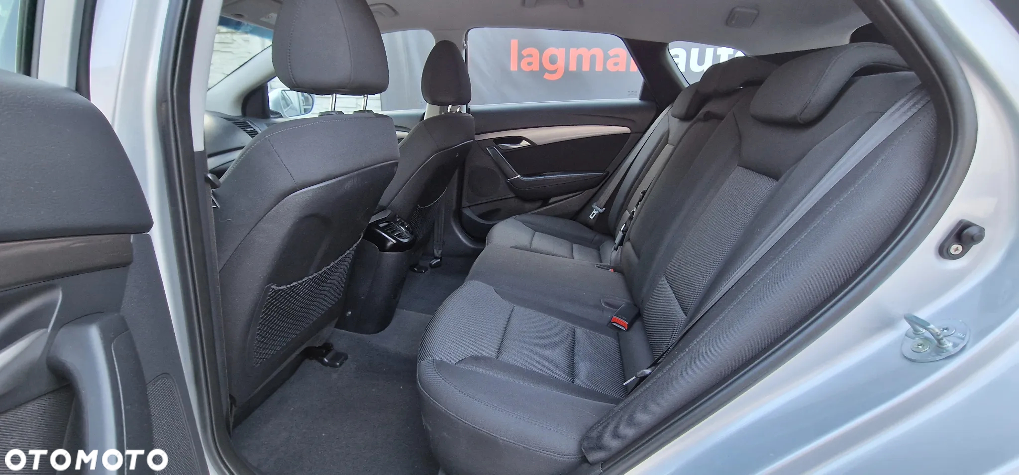 Hyundai i40 Kombi 1.7 CRDi Style - 10