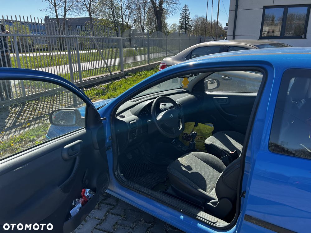 Opel Corsa 1.0 12V Base / Start - 5