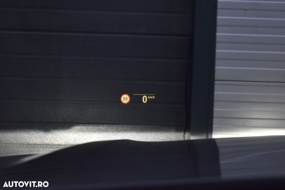 BMW Seria 7 740Ld xDrive MHEV - 23