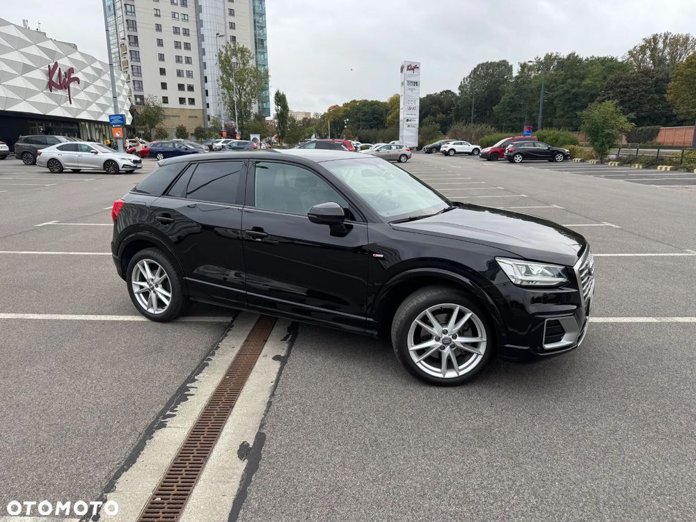 Audi Q2 35 TDI Quattro S tronic S line - 4