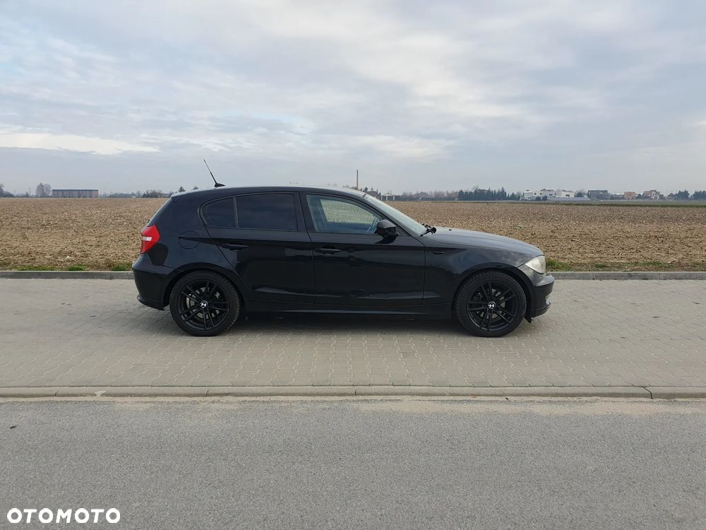 BMW Seria 1 118d - 4