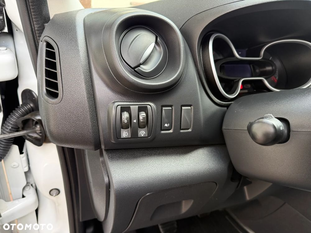 Renault Trafic L2H1 - 15