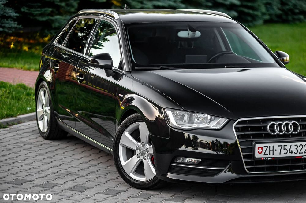Audi A3 Sportback 2.0 TDI Quattro Attraction - 2