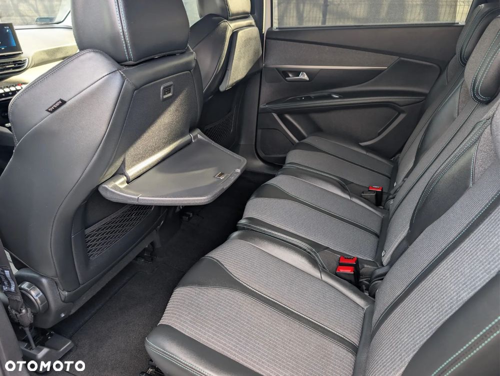 Peugeot 5008 1.2 PureTech Allure Pack S&S EAT8 - 14
