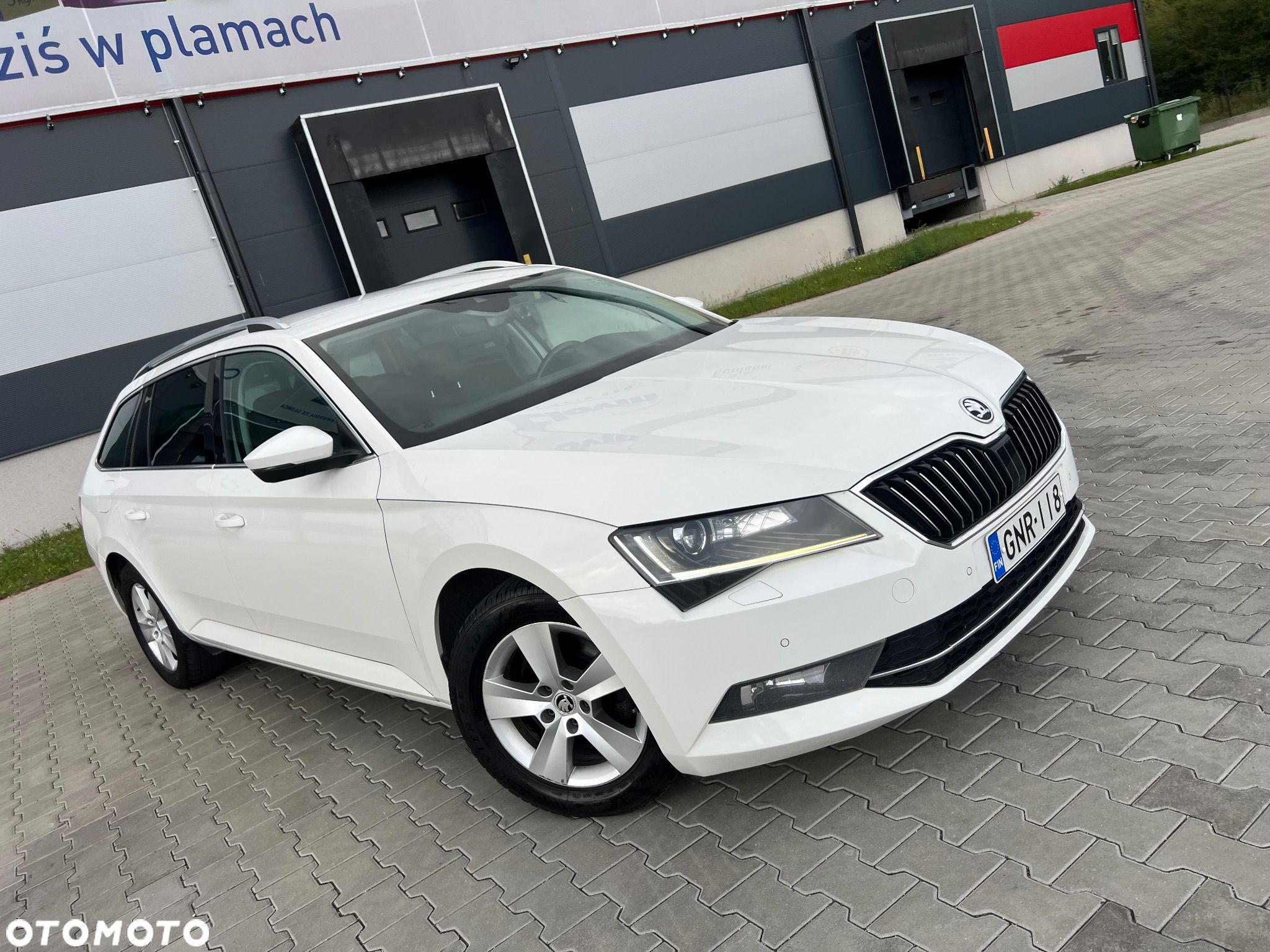 Skoda Superb 2.0 TDI 4x4 DSG Premium Edition - 1