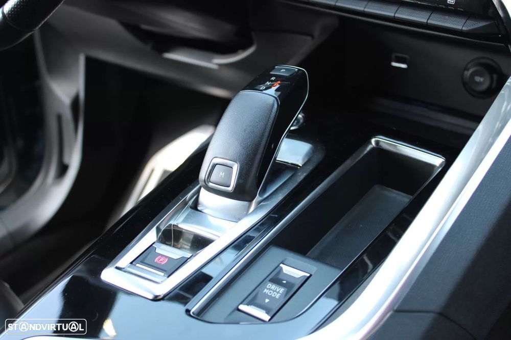 Peugeot 3008 1.5 BlueHDi GT EAT8 - 11