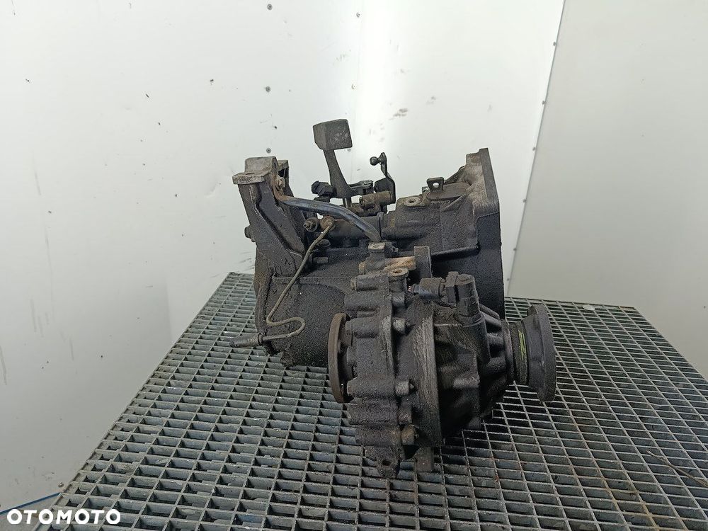 SKRZYNIA BIEGÓW MANUALNA 5 AUDI TT 8N DZF 1.8 20V - 2