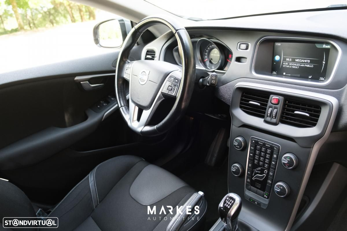 Volvo V40 1.6 D2 Eco Momentum - 11