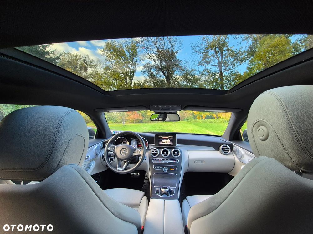 Mercedes-Benz Klasa C 300 9G-TRONIC AMG Line - 7