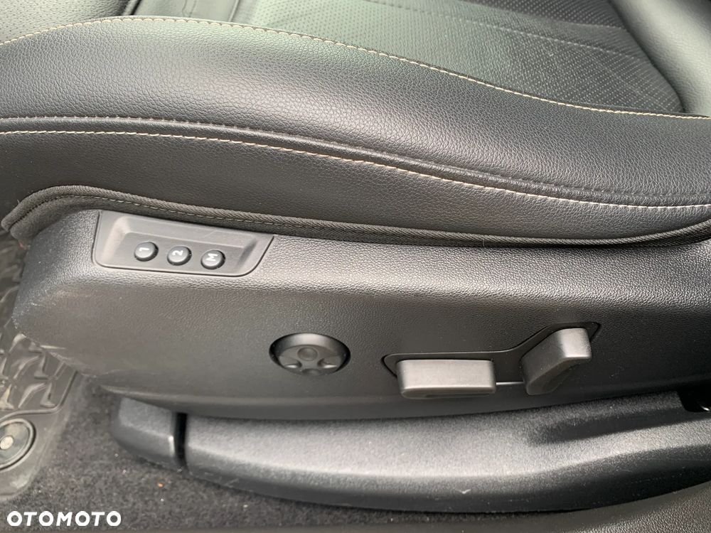 Opel Grandland X 1.2 T GPF Elegance Business Pack S&S - 24