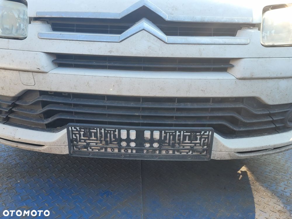 Zderzak przód Citroen C4 2008r. - 3