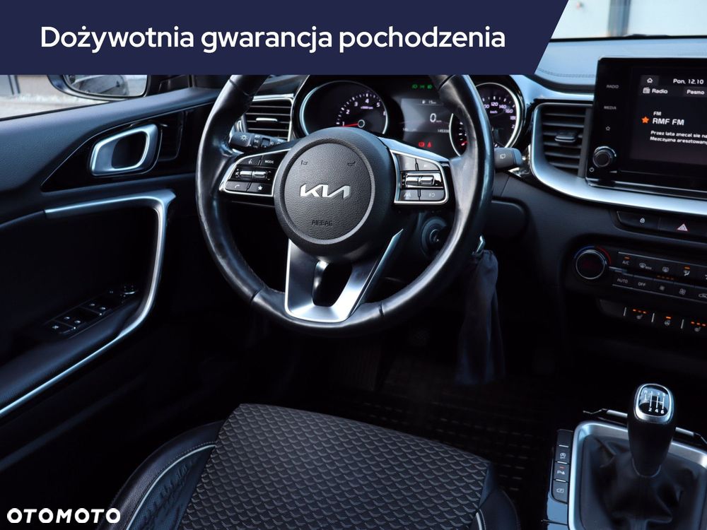 Kia Ceed - 9