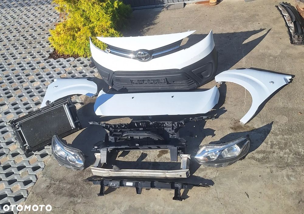 Toyota Proace Verso przód kompletny - 2