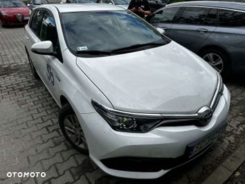 Toyota Auris - 2
