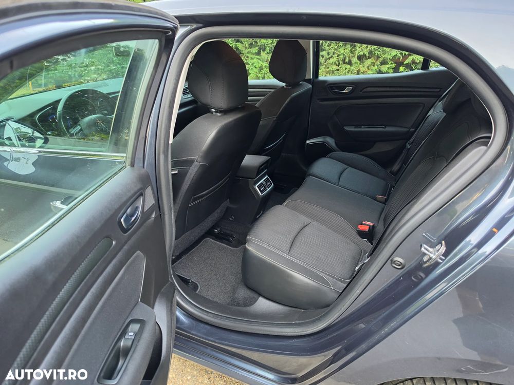 Renault Megane BLUE dCi 115 BUSINESS EDITION - 24