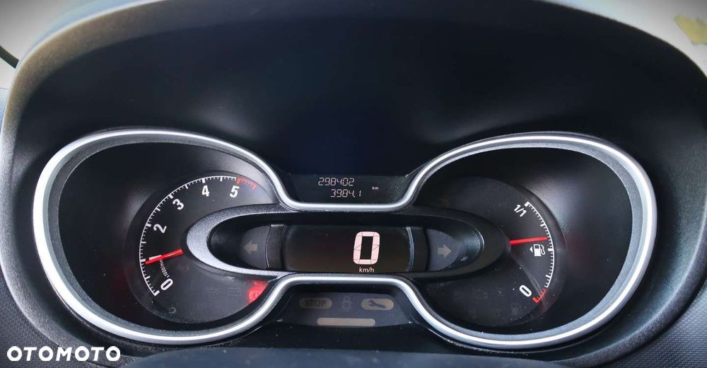Opel Vivaro - 26