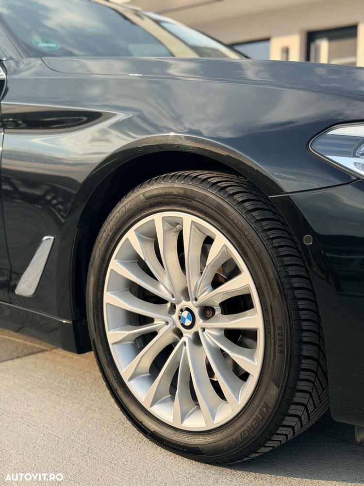 BMW Seria 5 520d AT - 19