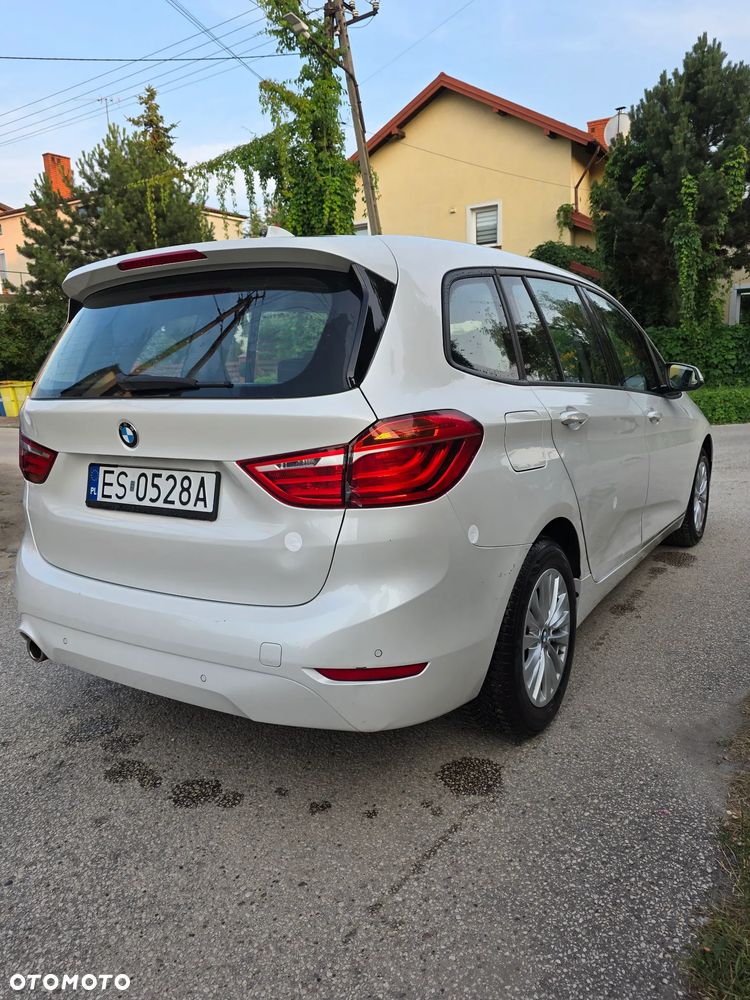 BMW Seria 2 216i - 4