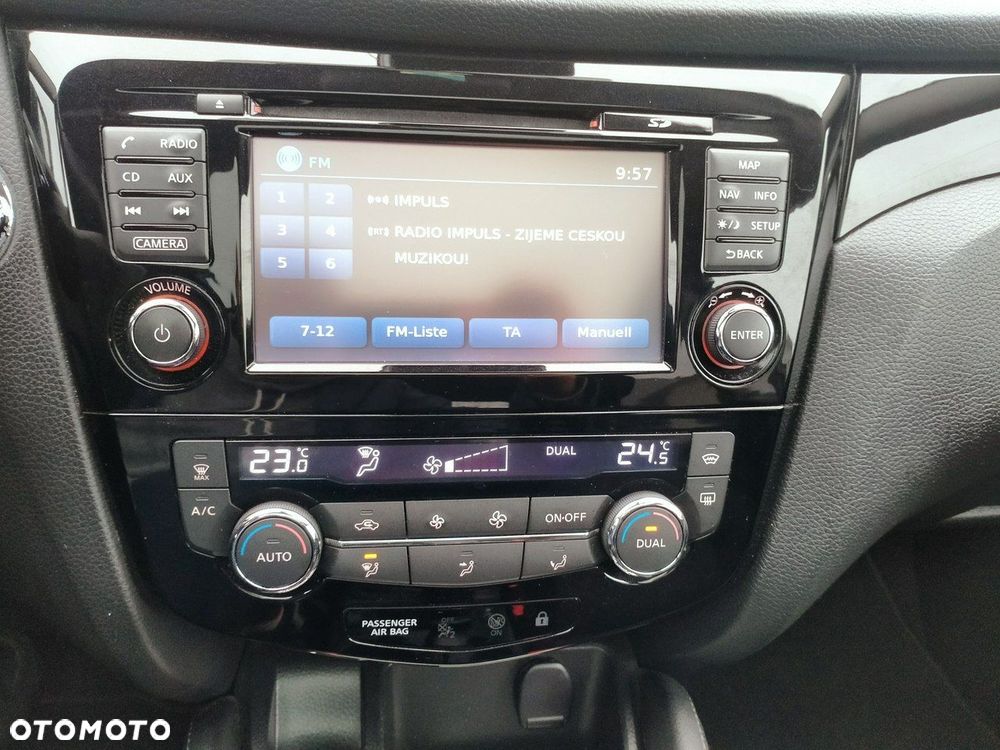 Nissan Qashqai 1.6 DIG-T N-Connecta - 21