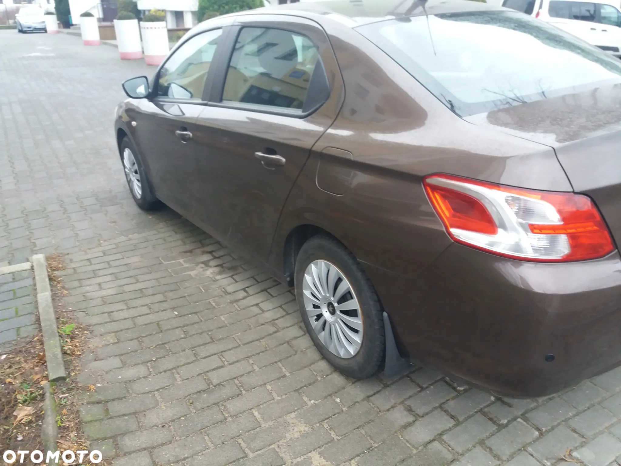 Peugeot 301 1.2 VTi/Pure Tech Allure - 4
