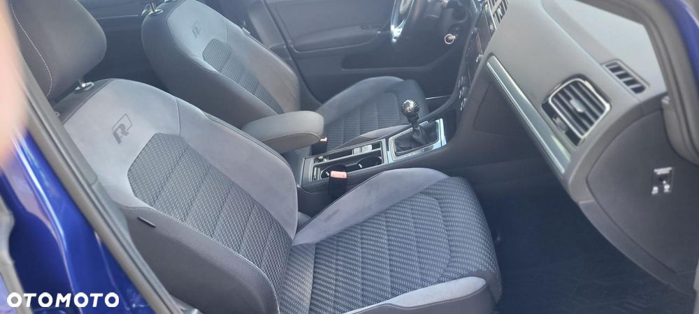 Volkswagen Golf - 29