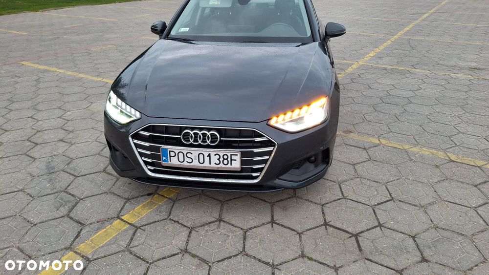 Audi A4 Limousine 30 TDI S tronic - 14