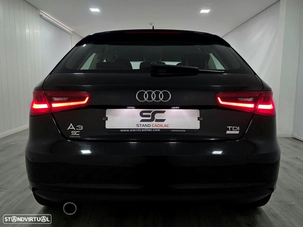 Audi A3 1.6 TDI Sport - 8
