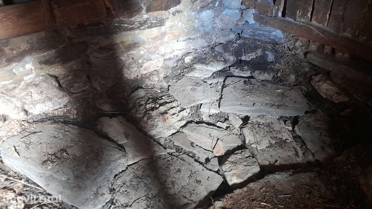 Moradia Rústica T0 Venda em Santo André das Tojeiras,Castelo Branco - Grande imagem: 2/23