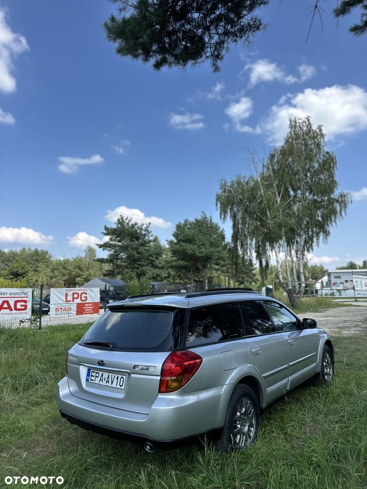 Subaru Outback - 4