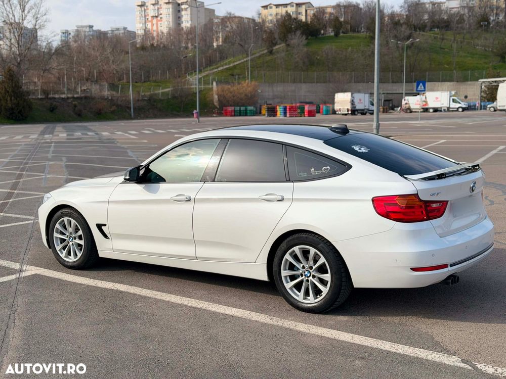 BMW Seria 3 325d Aut. Luxury Line - 9