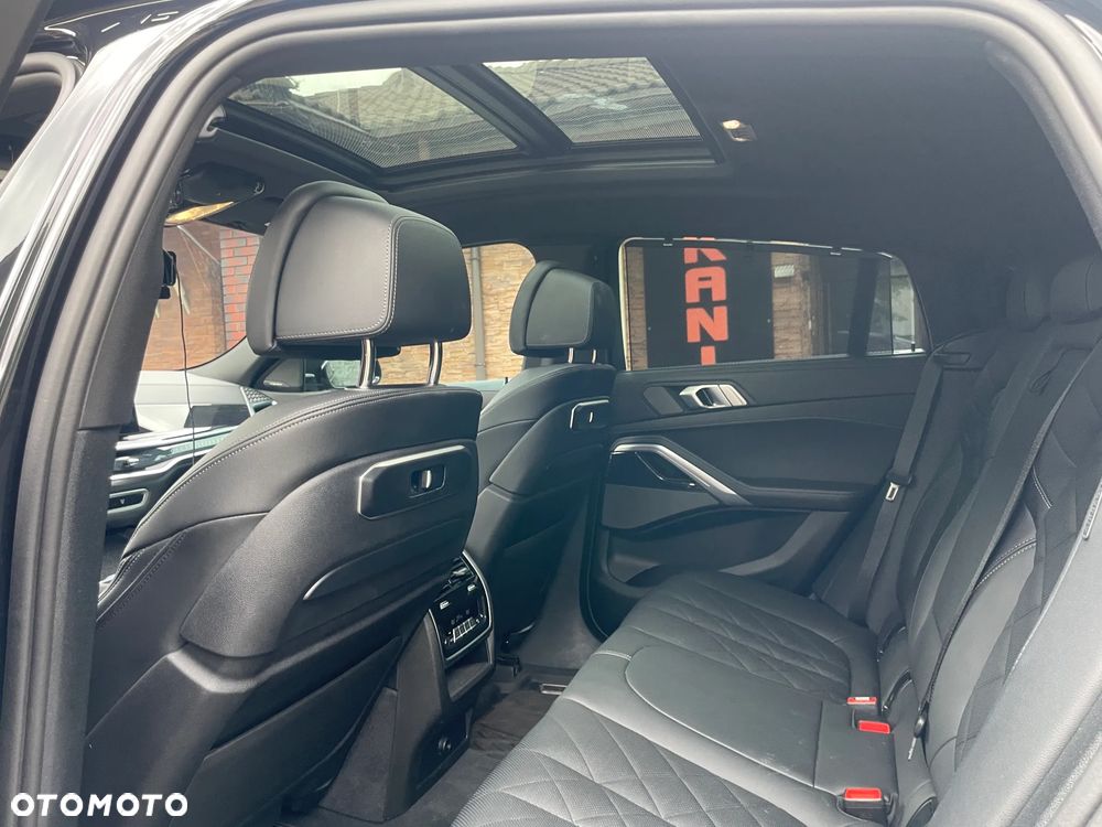BMW X6 - 24
