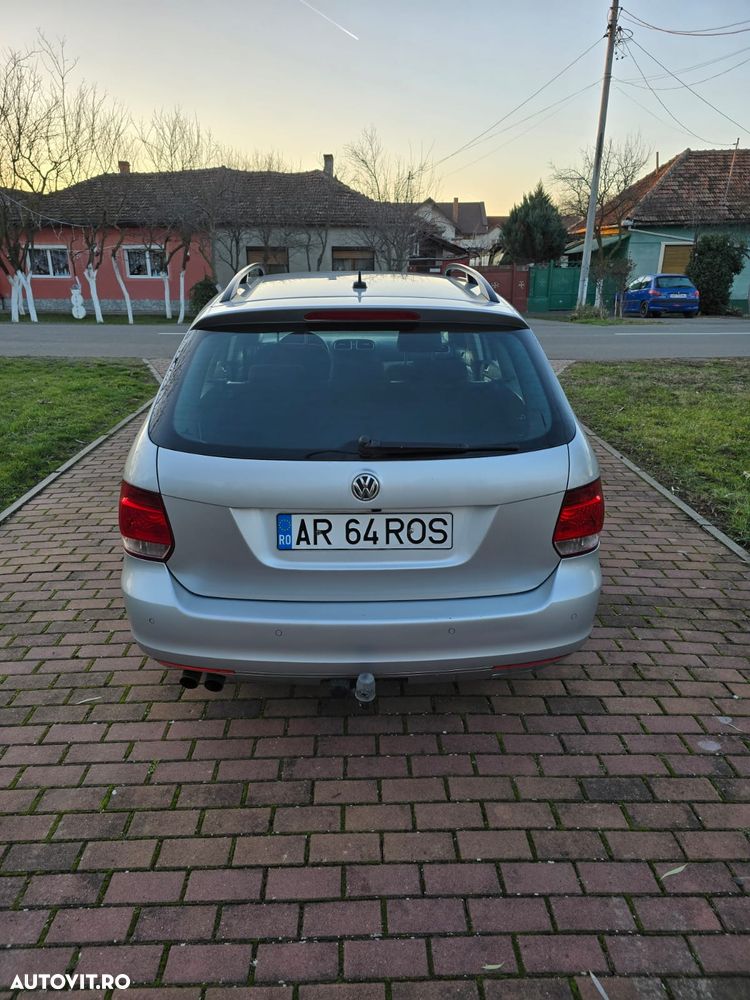 Volkswagen Golf - 4