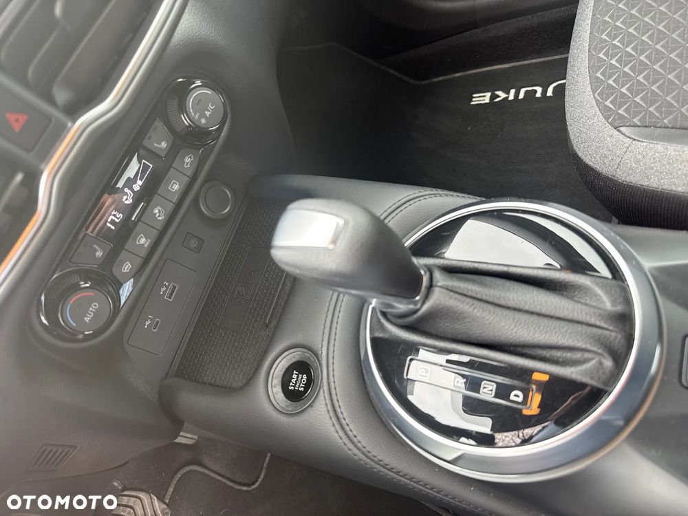 Nissan Juke 1.0 DIG-T N-Connecta DCT - 16