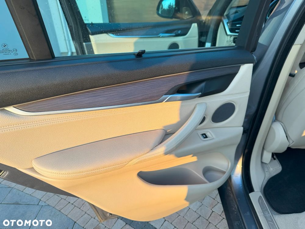 BMW X5 xDrive30d - 16